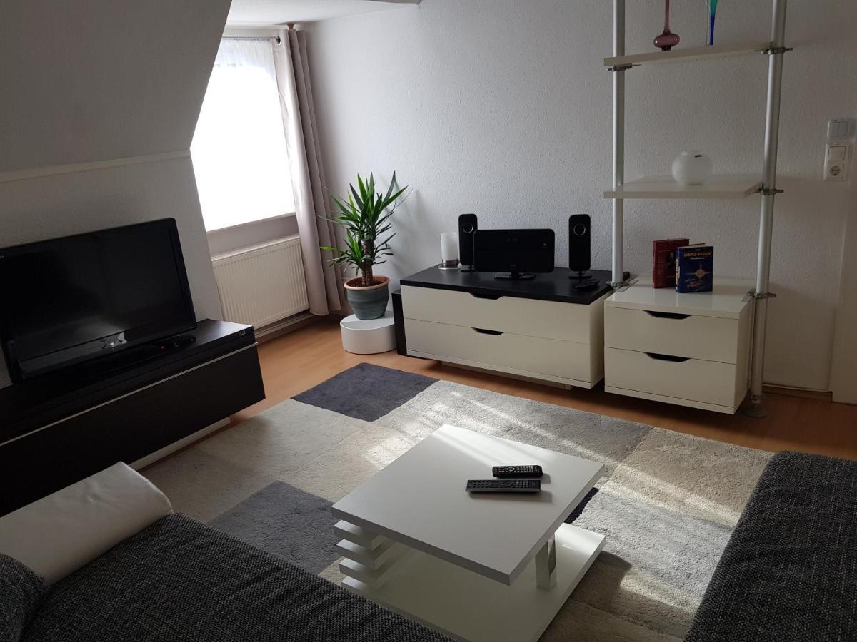 Apartment Am Suedpark Erfurt - Inkl Garten Mit Sitzlounge - Zentrumsnah Exterior foto