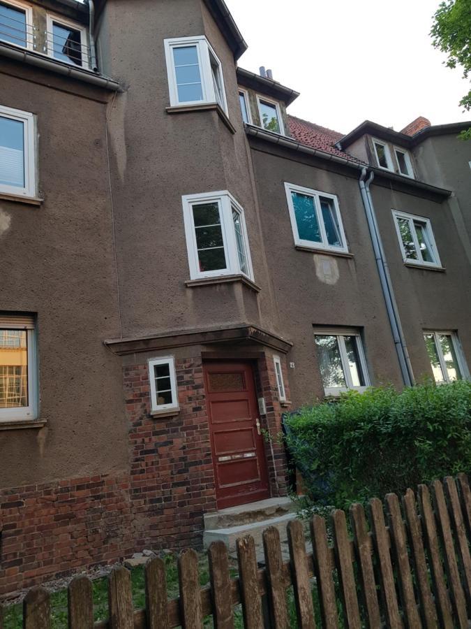 Apartment Am Suedpark Erfurt - Inkl Garten Mit Sitzlounge - Zentrumsnah Exterior foto